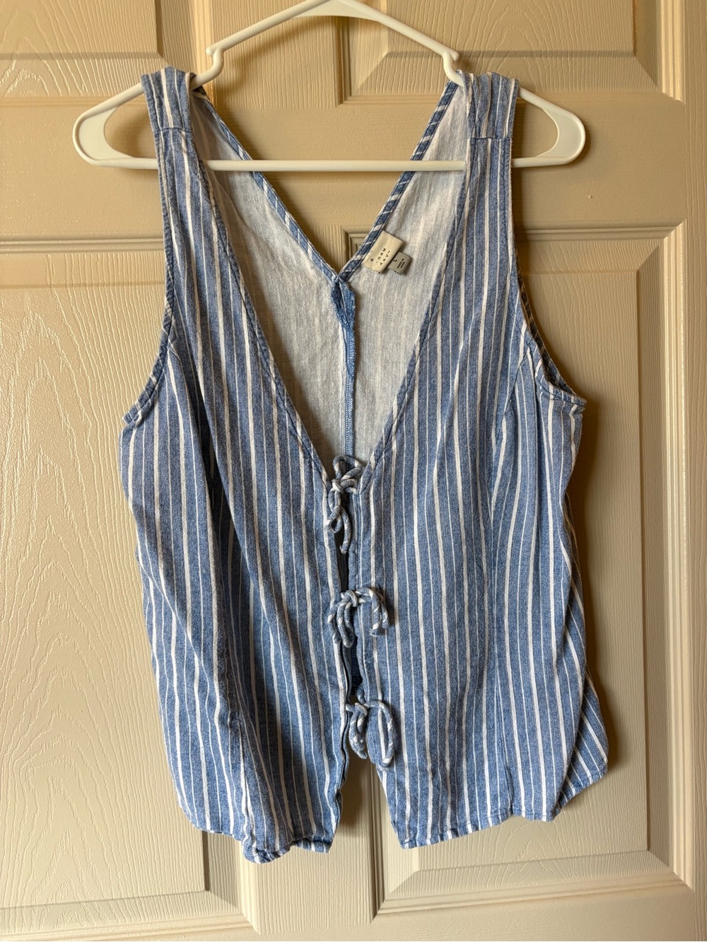 A New Day Linen Striped Blue Tie-Front Vest Tank